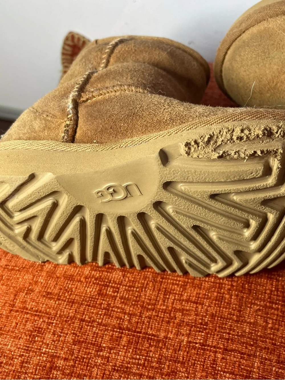 UGG Kids Classic Short Suede Boots - Chestnut